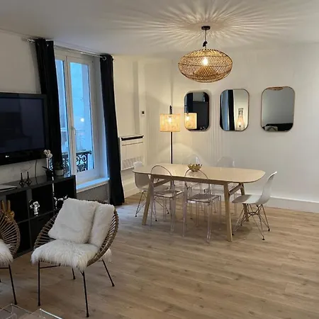 Aparthotel Notre Dame - Stylish *
