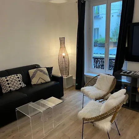 Aparthotel Notre Dame - Stylish *