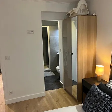 Aparthotel Notre Dame - Stylish *