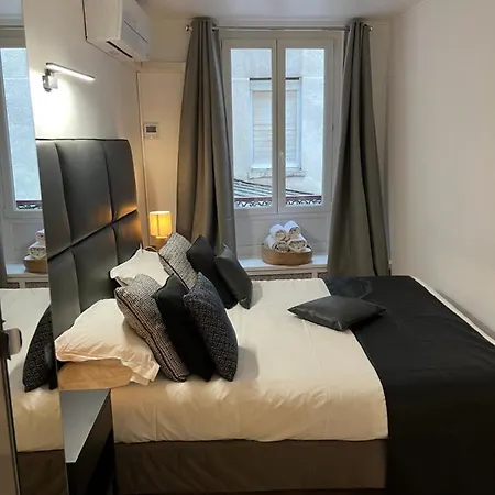 Apartahotel Notre Dame - Stylish *
