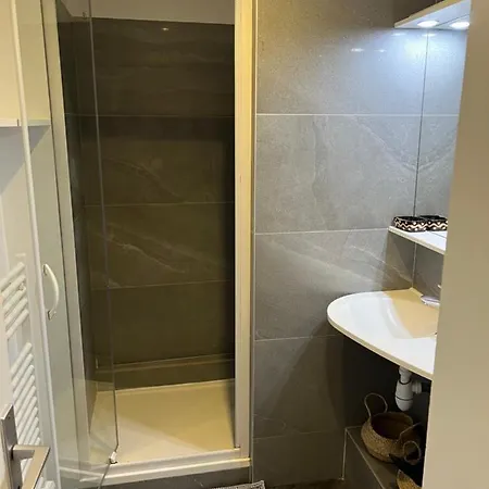 Aparthotel Notre Dame - Stylish *