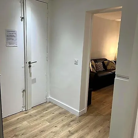 Notre Dame - Stylish Apartahotel