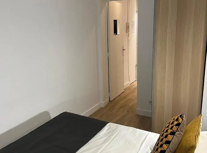 Notre Dame - Stylish Apartahotel *