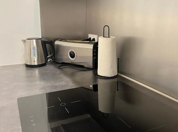 Notre Dame - Stylish Apartahotel *